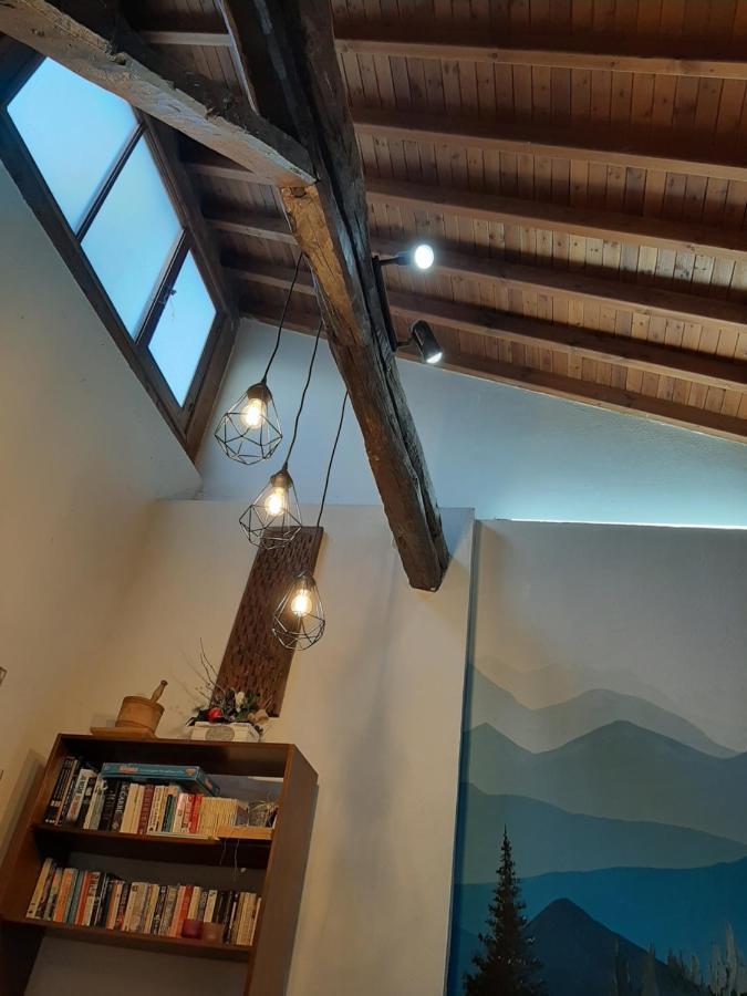 Blue Cottage Apsiou Exterior foto