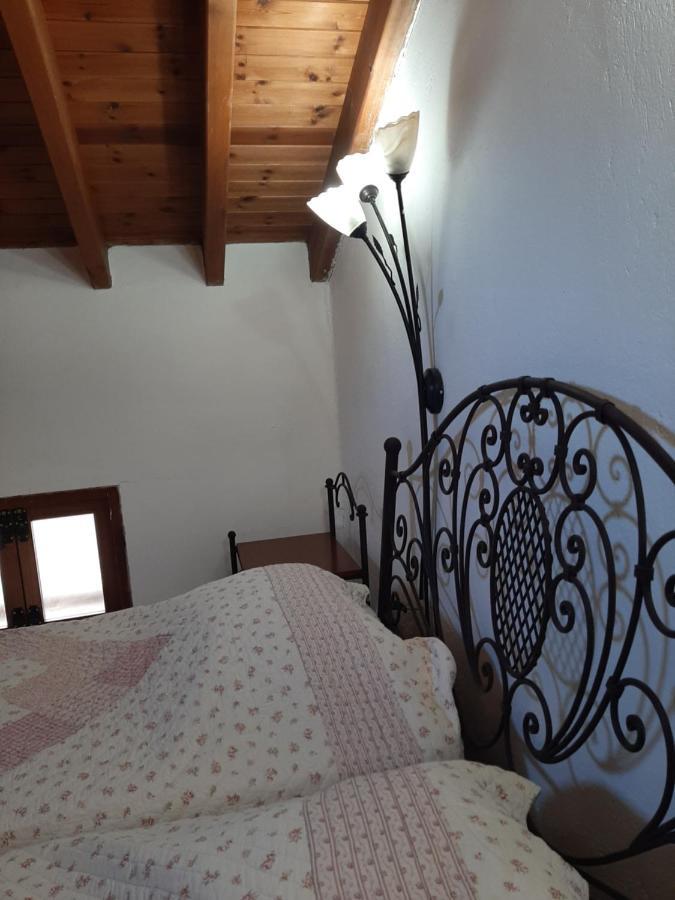 Blue Cottage Apsiou Exterior foto
