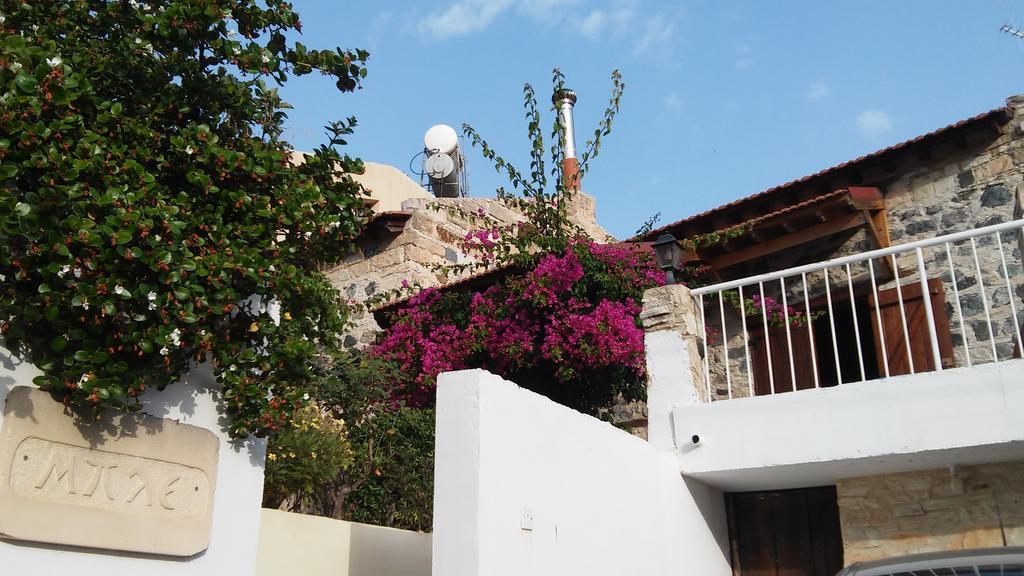 Blue Cottage Apsiou Exterior foto