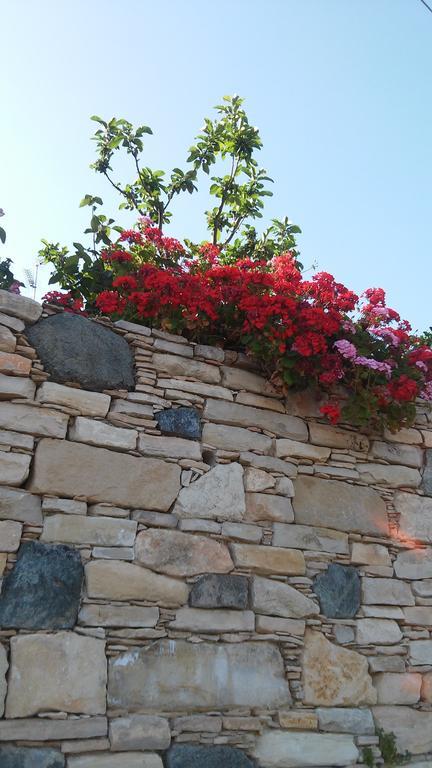 Blue Cottage Apsiou Exterior foto