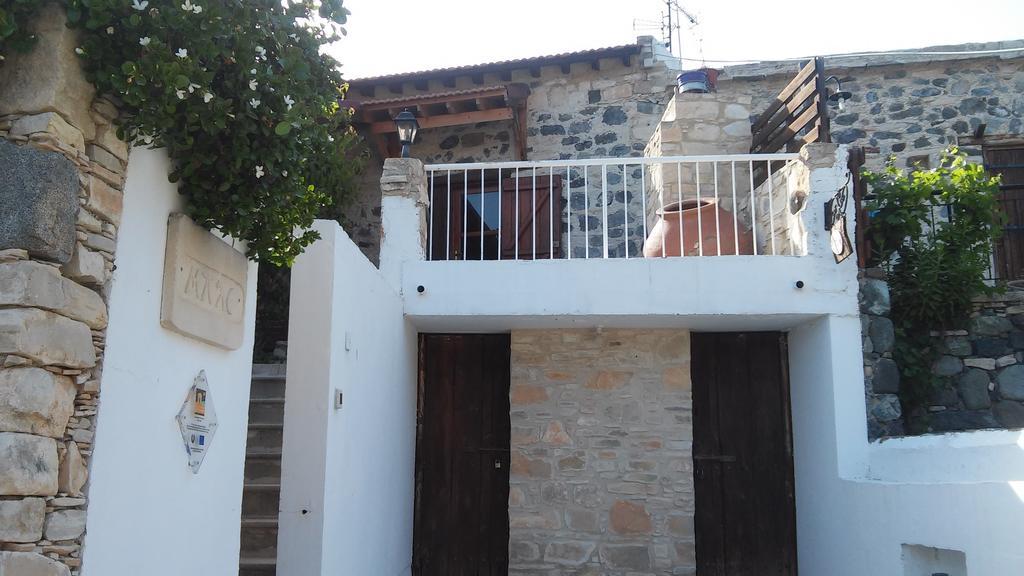 Blue Cottage Apsiou Exterior foto