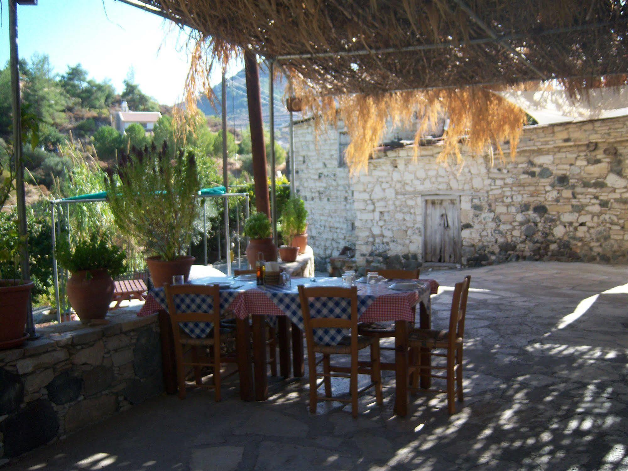 Blue Cottage Apsiou Exterior foto